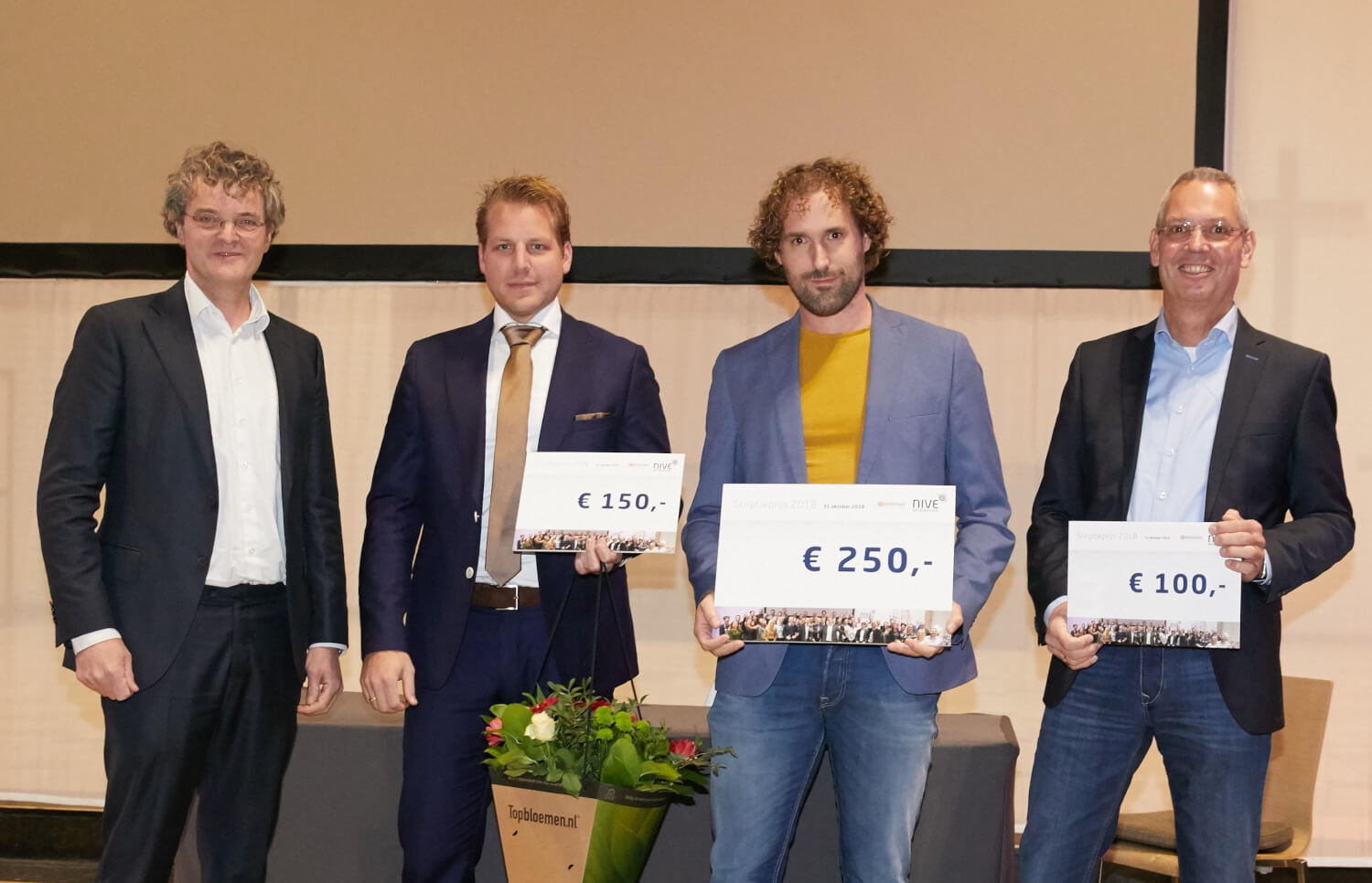 De 27e HOFAM scriptieprijs